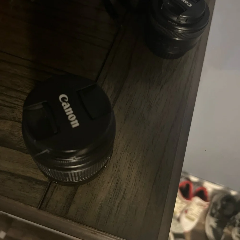 Canon EF-S 18-Canon EF-S 18-55mm f/ 3.5-5.6 IS55mm f/4-5.6 ISLens
